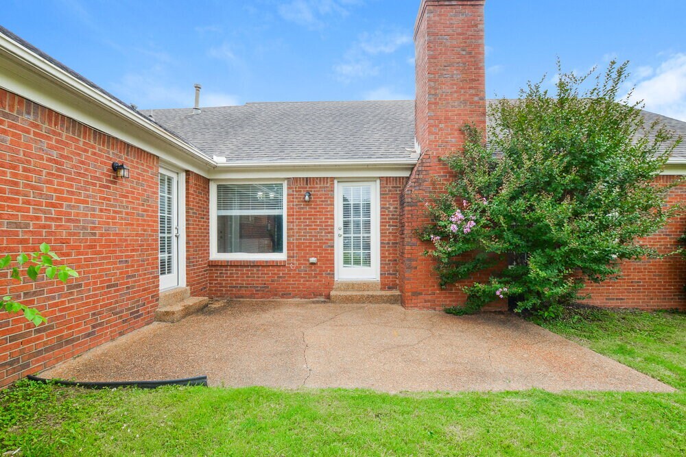 Building Photo - 4378 Bunker Hill Dr
