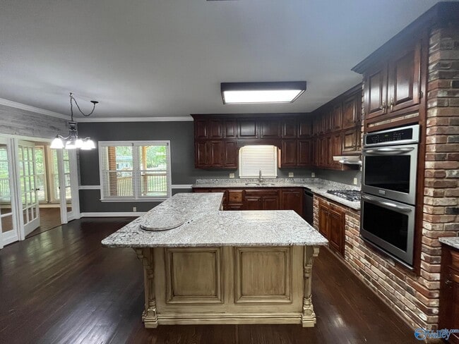 Building Photo - 146 Bob White Dr