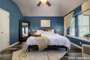 Building Photo - 1131 Flaming Oak Dr