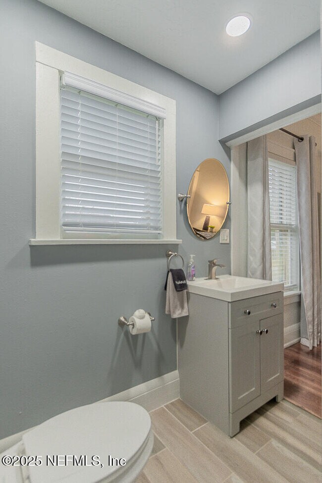 Building Photo - 5101 Fremont St