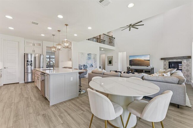 Building Photo - 253 Rosetta Lp