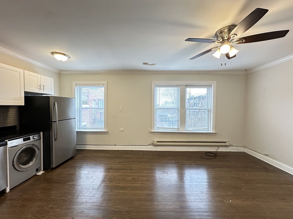 Building Photo - 2127 N Dayton St