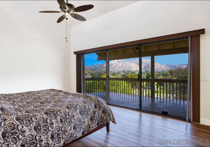 Building Photo - 15408 Vista Vicente Dr