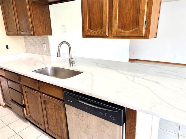 Building Photo - 3309 Ivanhoe Ln