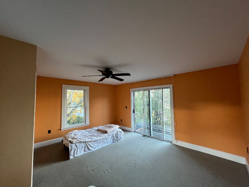 Building Photo - 2260 Lake Shore Rd