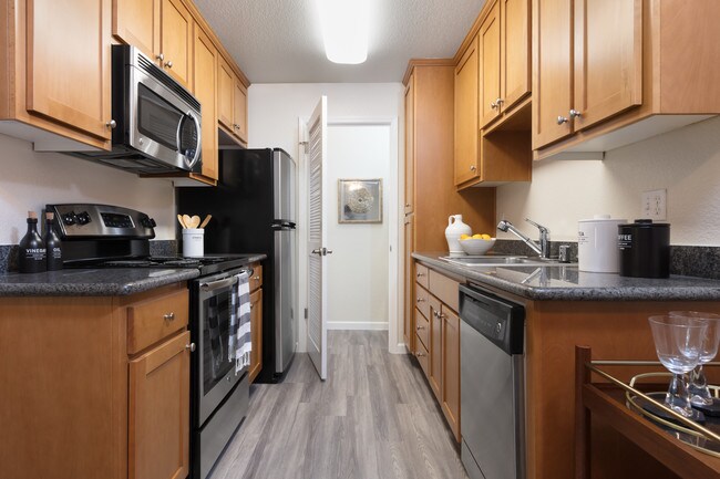 The Meadows Apartments Sunnyvale Ca Apartment Finder