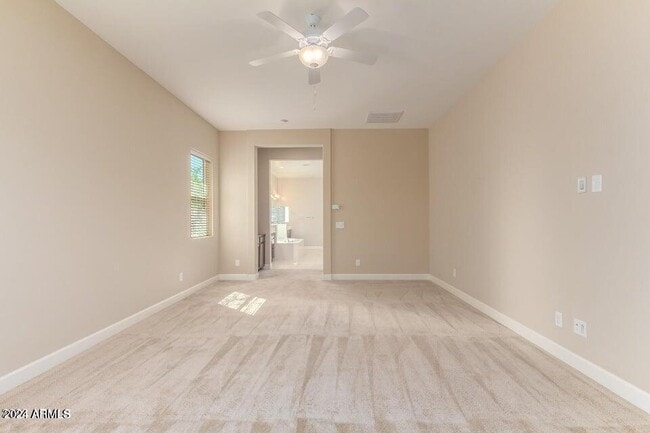 Building Photo - 13695 N 148th Dr
