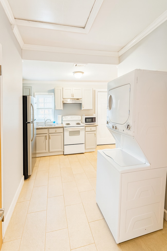 Building Photo - 1278 Jackson St