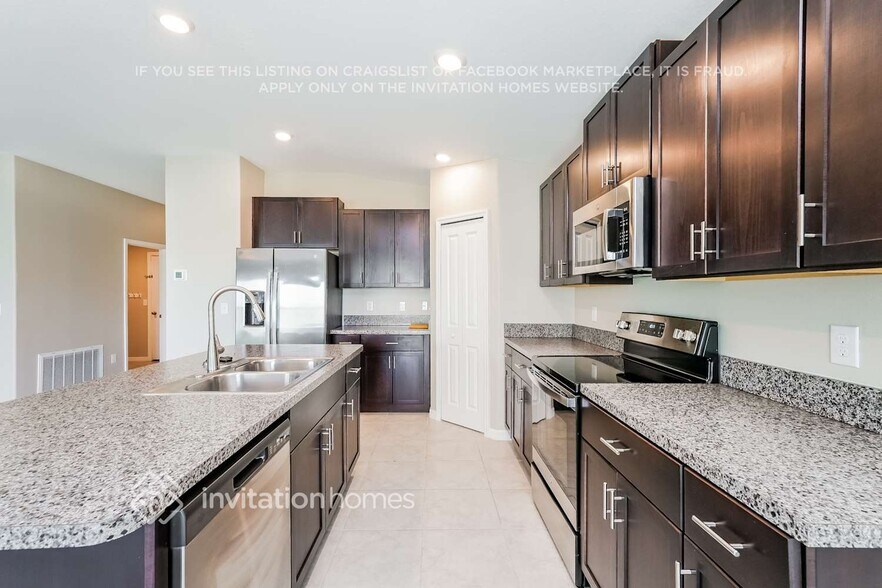 Building Photo - 1489 Flower Dust Dr