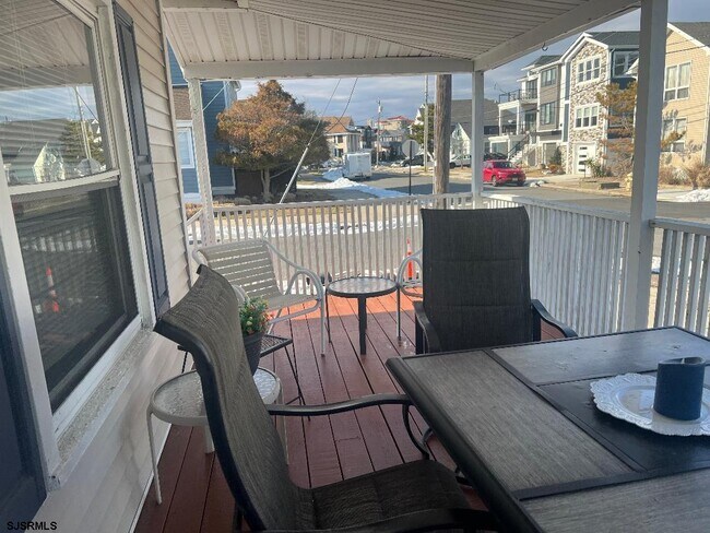 Building Photo - 316 N Vendome Ave