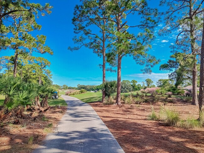 Building Photo - 8060 Kiawah Trce