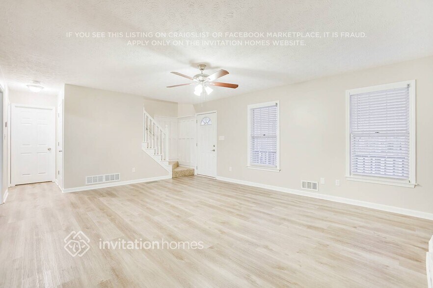 Building Photo - 39 Little John Way