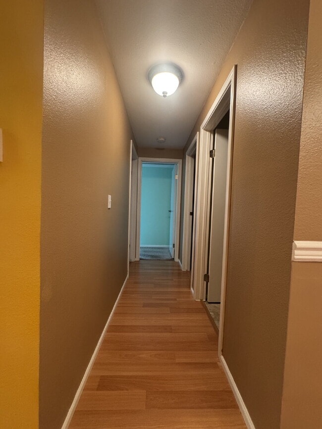 Building Photo - Downtown Woodinville Condo Available Now!