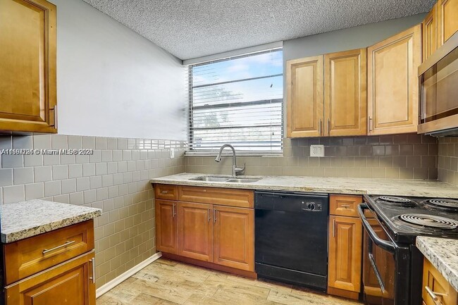 Building Photo - 1798 NW 55th Ave