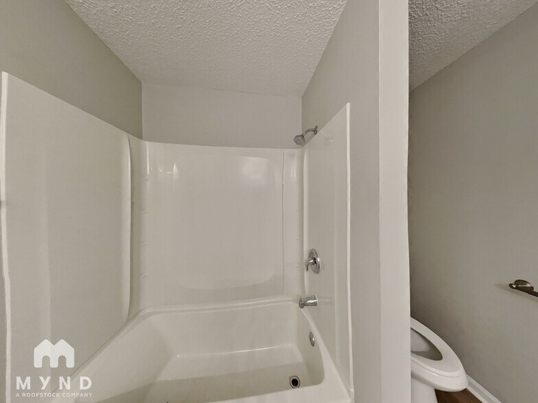 Building Photo - 149 Pearl Hand Dr
