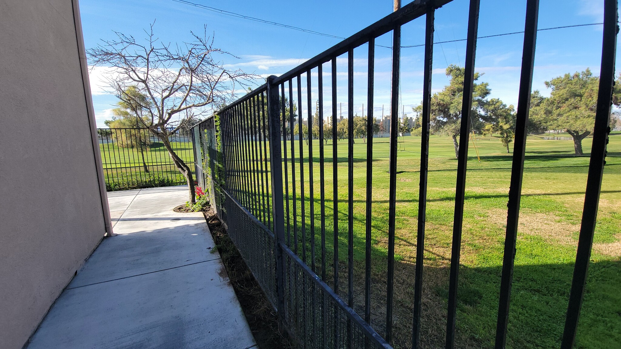 Building Photo - 1537 Hermocilla Way