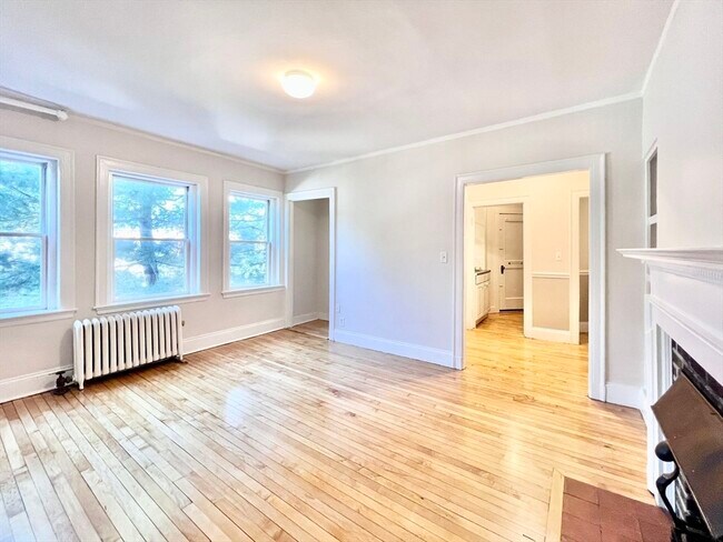 Building Photo - 23 Chauncy St