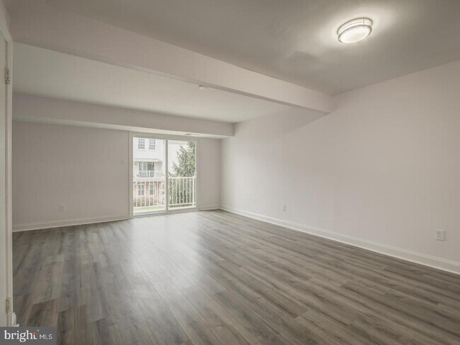 Building Photo - 14373 Saguaro Pl