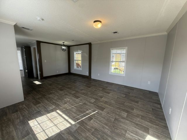 Building Photo - 9711 Polak Dr