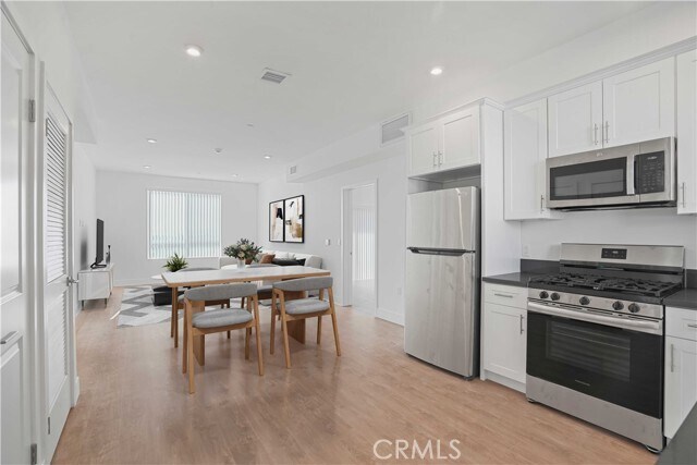 Building Photo - 8750 Sepulveda Blvd