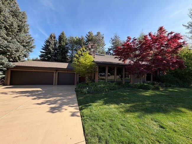 Building Photo - Beautiful Bountiful Home Near Temple & Mueller Park – Prime Location