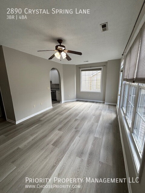 Building Photo - 2890 Crystal Spring Ln