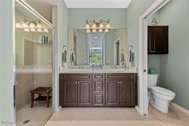 Building Photo - 14543 Abaco Lakes Dr