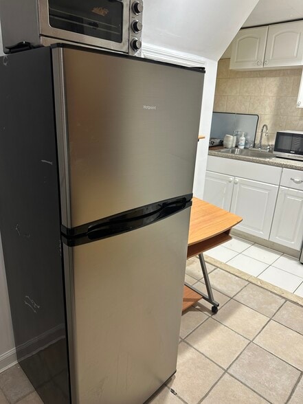 Building Photo - 25308 Craft Ave