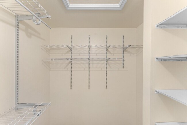 Building Photo - 7428 Chummley Ct
