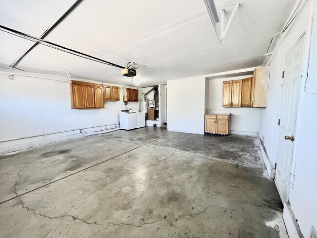 Building Photo - Beautiful 4BR Home in San Jose