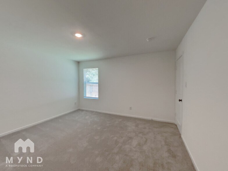 Building Photo - 242 Willow Wy
