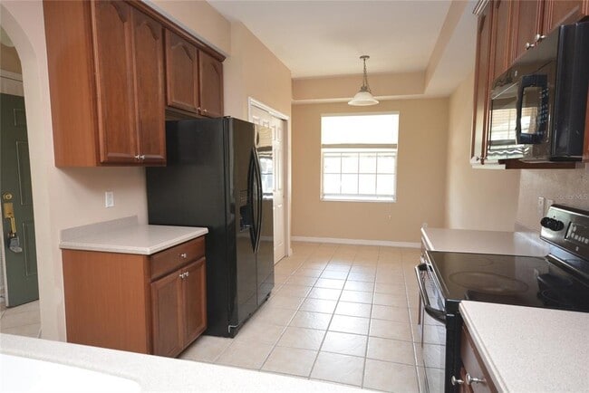 Building Photo - 9441 Myrtle Creek Ln