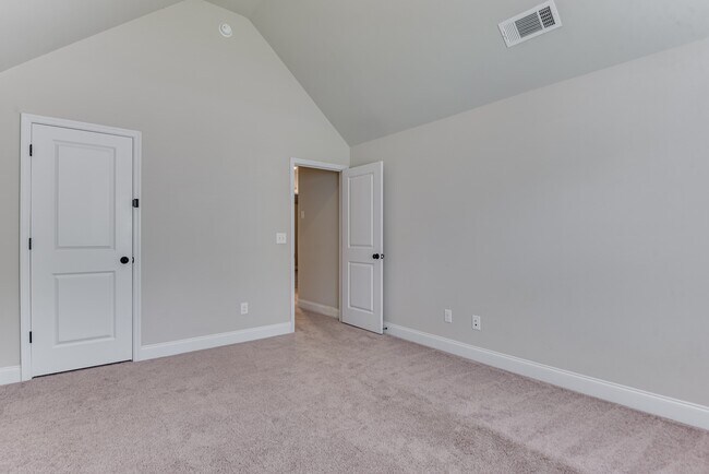 Building Photo - 4050 Stowe Dr