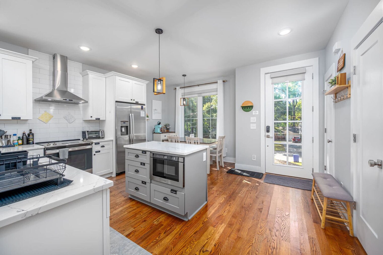 Building Photo - 2805 Lindbergh St