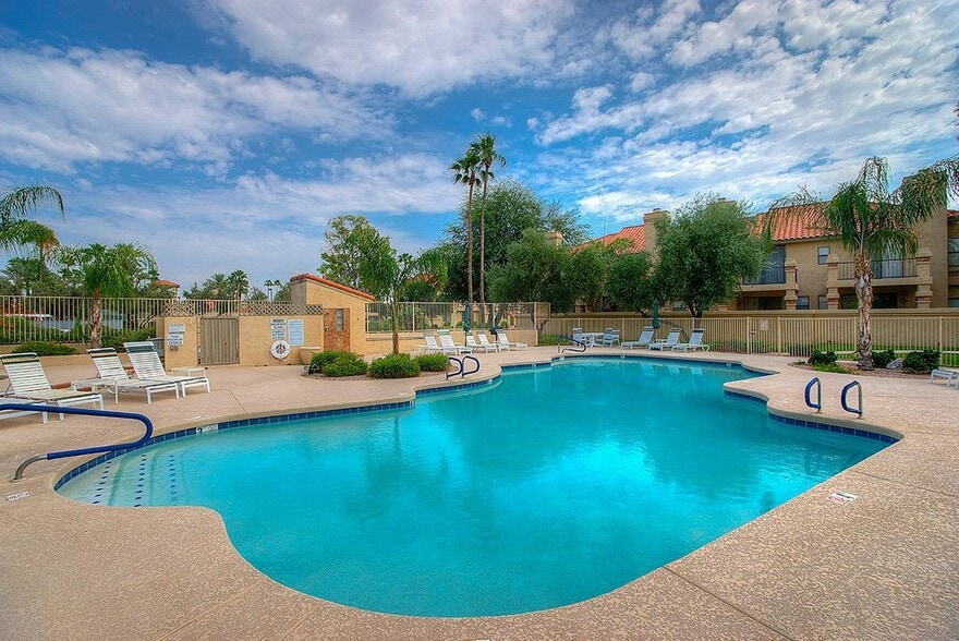 Pool 5 of 5 pools - 9708 E Via Linda