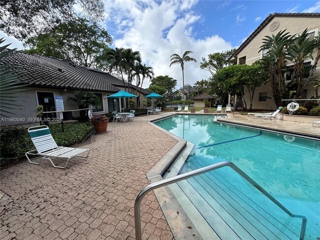 Building Photo - 4221 W McNab Rd