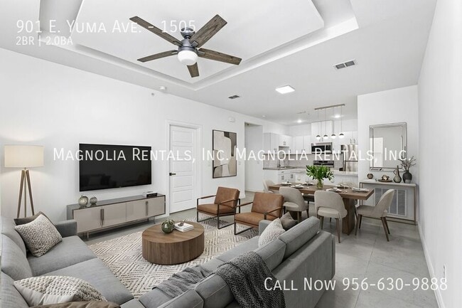 Building Photo - 901 E Yuma Ave