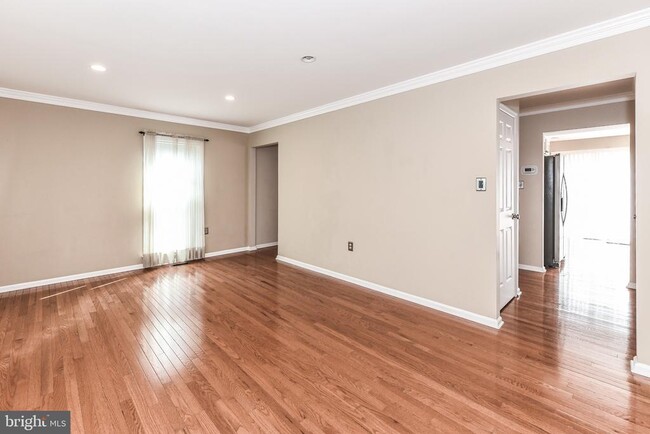 Building Photo - 3801 Grand Jct Ct