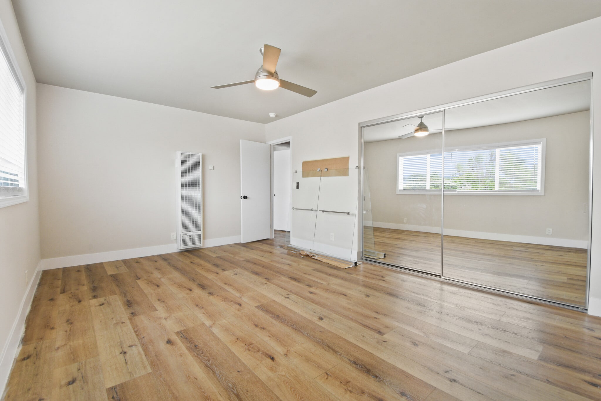 Large Bedrooms - 14075 Ash St