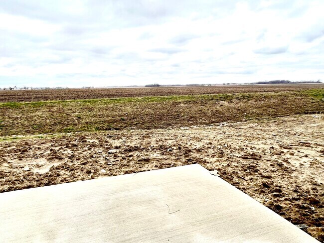 Building Photo - 6250 Shale Crescent Dr