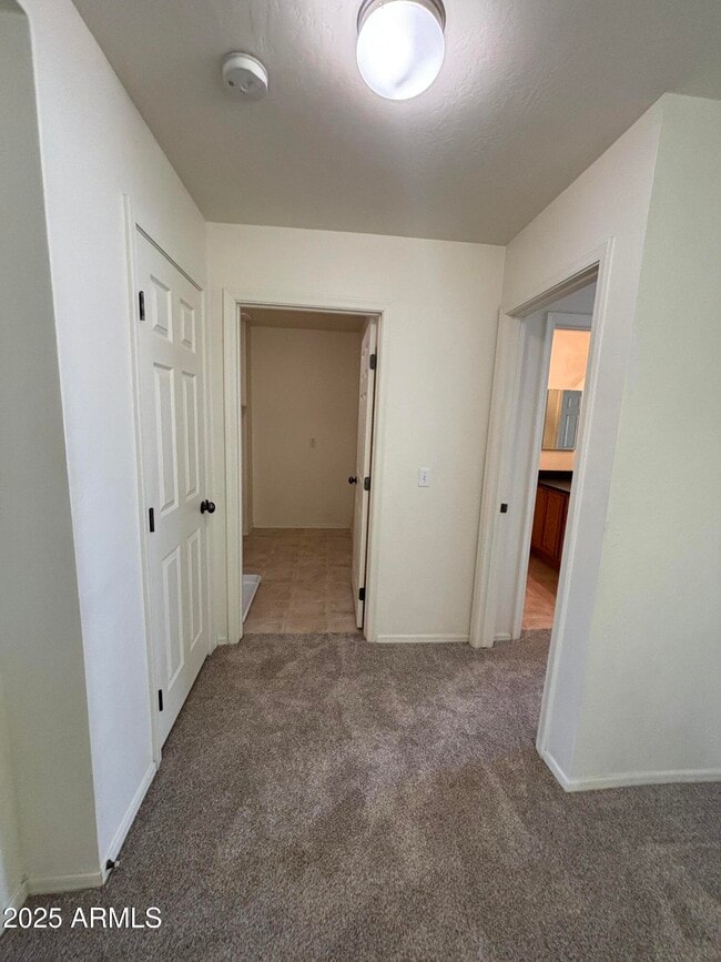 Building Photo - 864 Tiablanca Rd