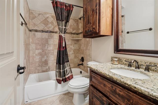 Building Photo - 8217 Almont Dr