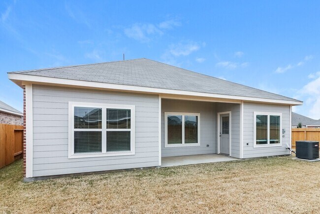 Building Photo - 401 Polly Grv Dr