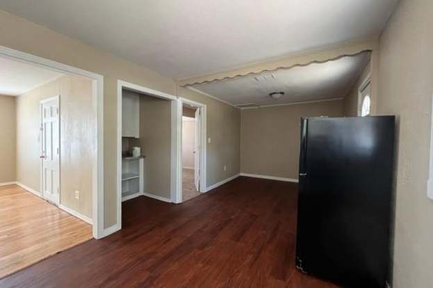 Building Photo - 1349 Graham St