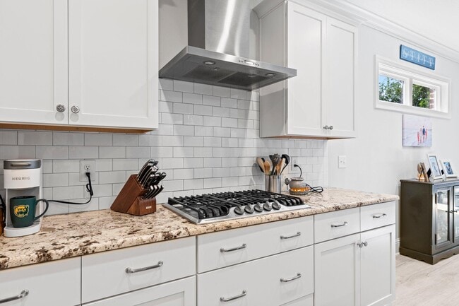 Building Photo - 802 Raihope Way