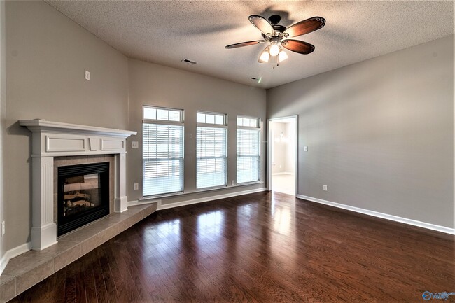 Building Photo - 111 NW Wittington Ln