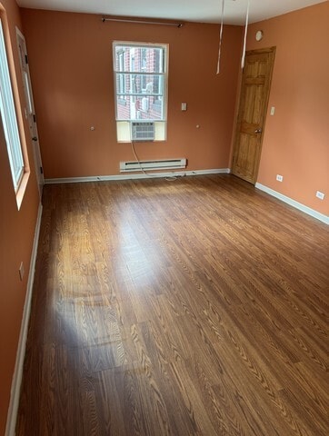 Building Photo - 4N553 IL-83