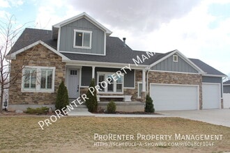 Building Photo - 3217 W 275 N