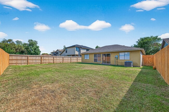 Building Photo - 18614 Andalusian Dr