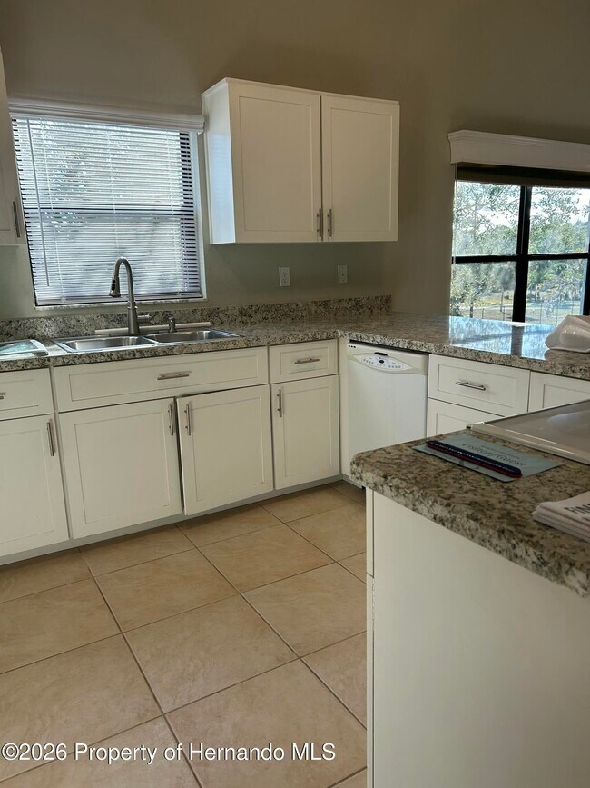 Building Photo - 6403 River Lodge Ln